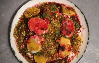 Kırmızı Pancar Salatası Tarifi, Nasıl Yapılır?Turunçgiller, Ricotta ve Fıstık Salata Sosu ile
